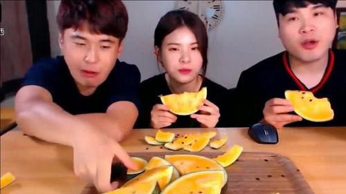 福建兄妹吃瓜网,揭秘网络红人背后的故事