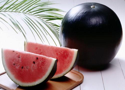 吃瓜网黑了168岁,吃瓜网黑了168岁背后的惊人真相