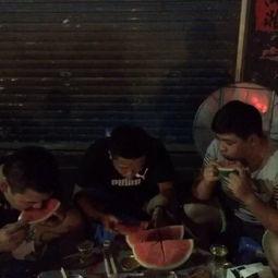 吃瓜视频我网八英里,揭秘吃瓜视频背后的娱乐江湖