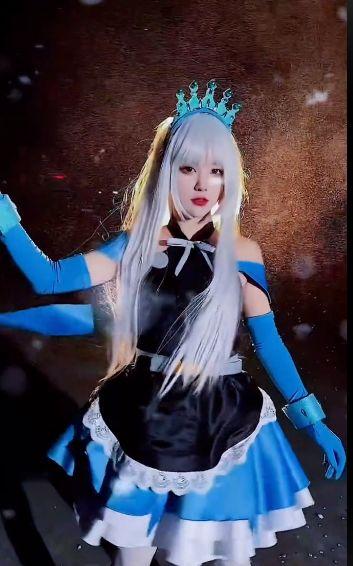 166.cu吃瓜网抖音光剑变装,穿越次元，体验虚拟与现实交融的奇幻之旅