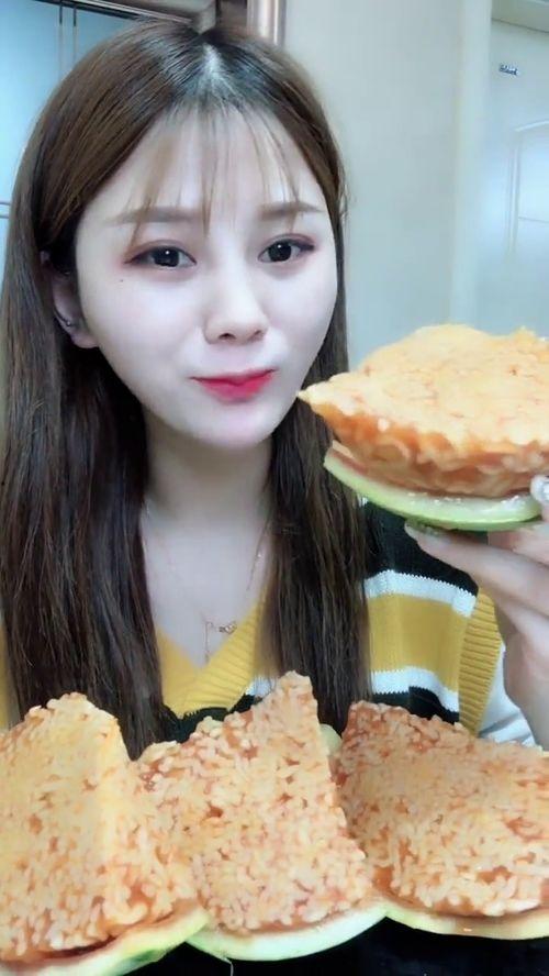 网红鸡大人 吃瓜,吃瓜群众的狂欢盛宴