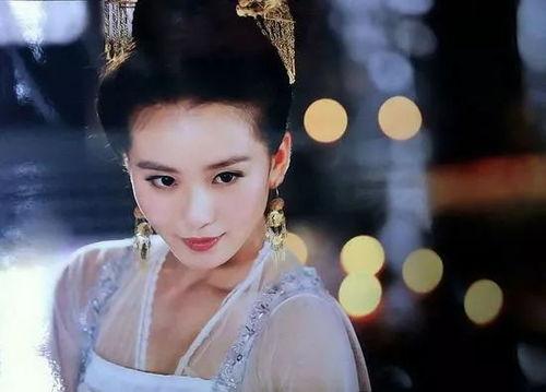 古装网红女博主吃瓜,揭秘宫廷秘闻，笑谈网红圈八卦